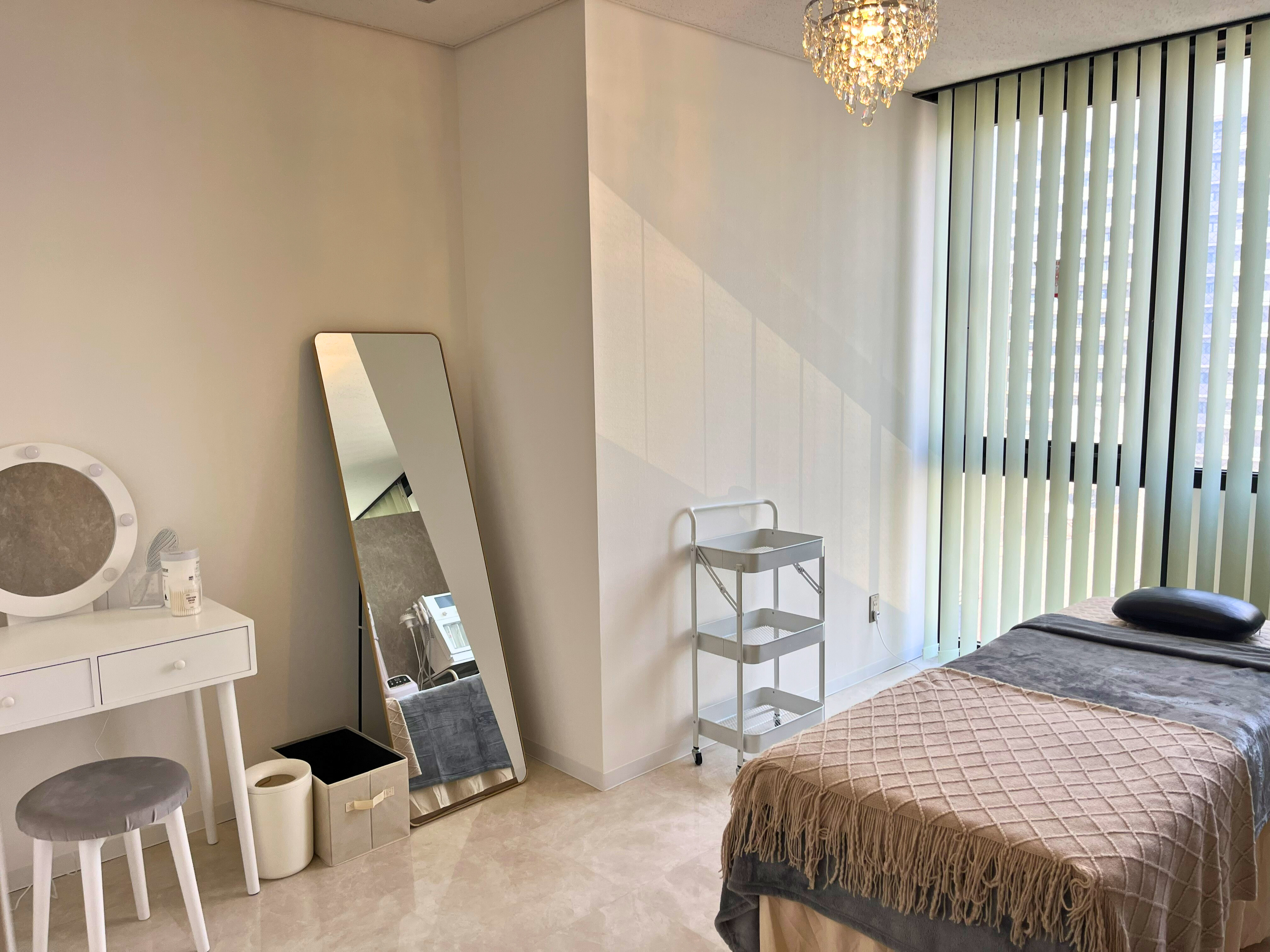 高崎市のレンタルサロンcielの内装 - 清潔感のあるプライベート空間