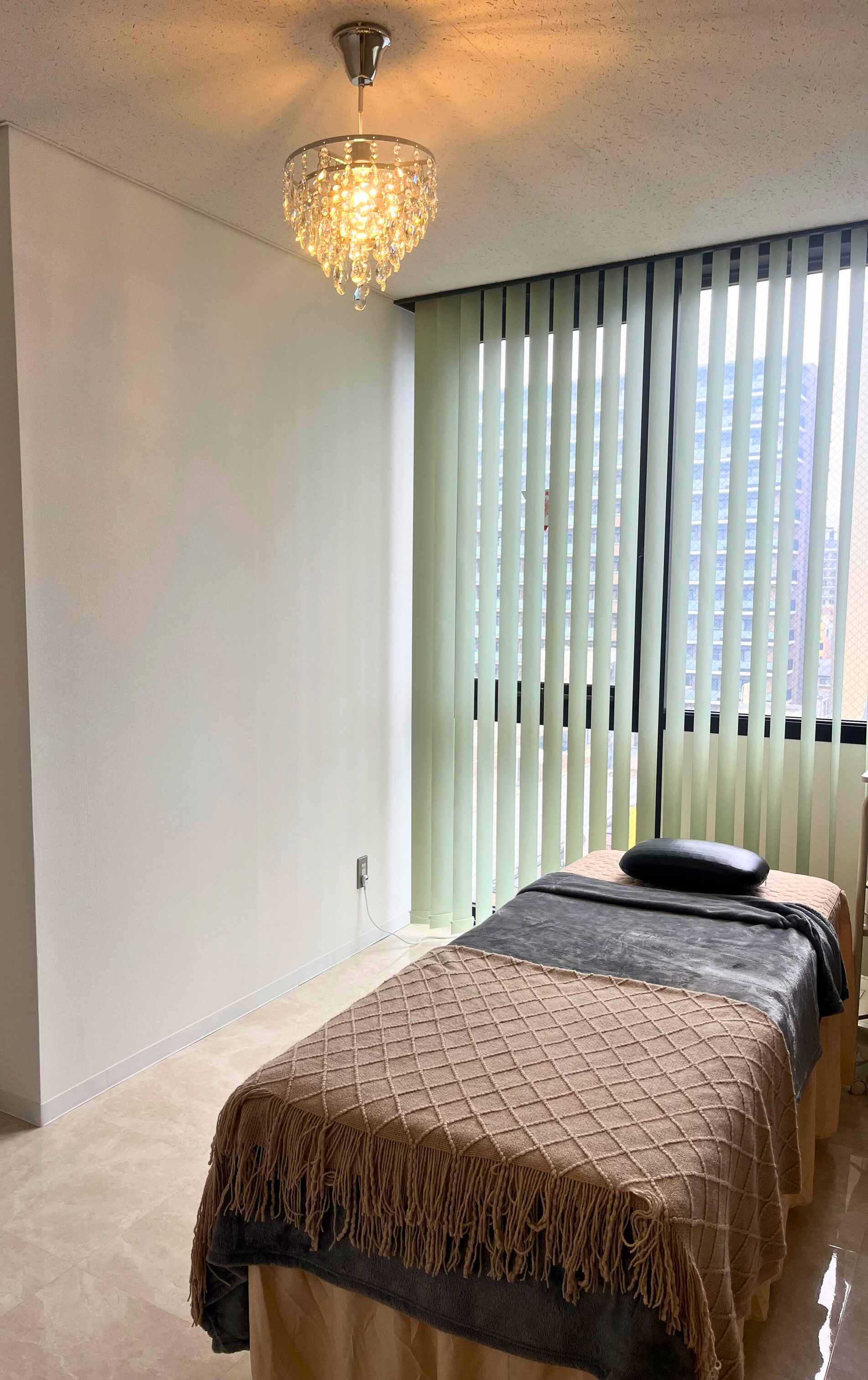 高崎レンタルサロンcielの施術ベッド